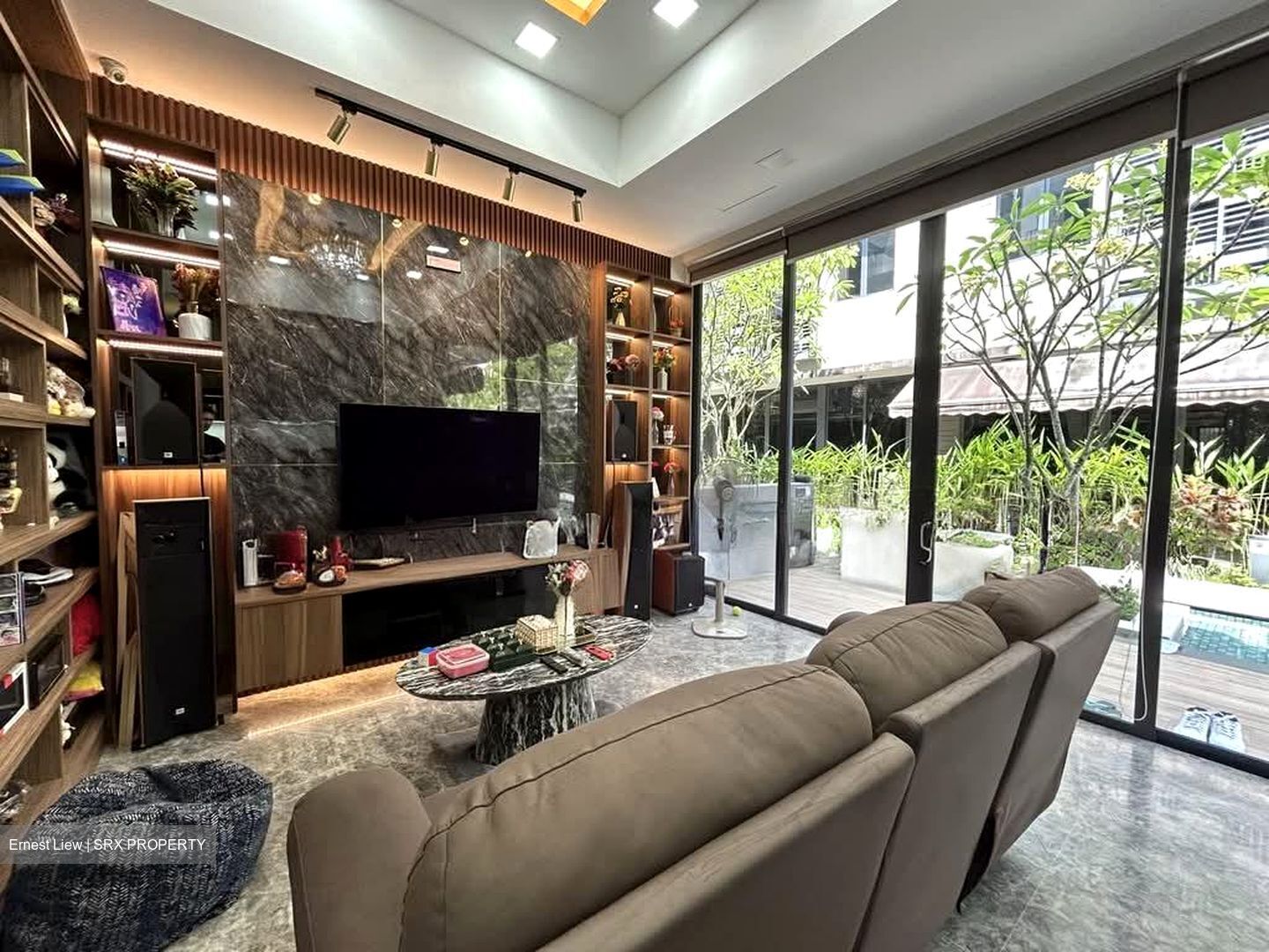 Sunrise Avenue (D28), Terrace #576691541